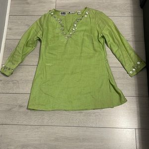 🍈Melon Green Carol Little Linen Blouse in size 6 🍈